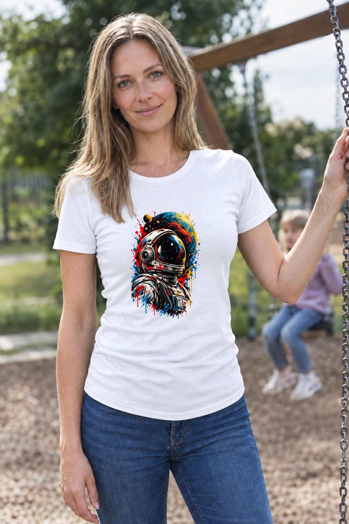 Koszulka damska biała z astronautą dla niej kosmos planeta street art, zdjęcie 5