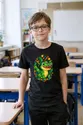 Koszulka z krokodylem dla chłopca czarna geometryczne kształty, zdjęcie 4