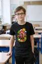 Koszulka ze stodołą dla chłopca czarna wesoła bajkowa kreskówka, zdjęcie 4