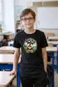 Koszulka ze sznaucerem dla chłopca czarna okrągła odznaka, zdjęcie 3
