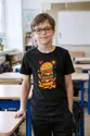 Koszulka z hamburgerem dla chłopca czarna rysunek kredkami, zdjęcie 7