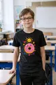 Koszulka z pączkiem dla chłopca czarna rysunek kredkami, zdjęcie 7