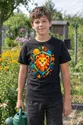 Koszulka z tarczą geometryczną dla chłopca czarna geometryczne kształty, zdjęcie 4