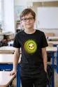 Koszulka z kiwi w kropki dla chłopca czarna z kolorowych kropek, zdjęcie 6