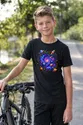 Koszulka z mapą polski dla chłopca czarna kosmiczna planeta, zdjęcie 3