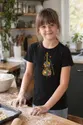 Koszulka z wiolonczelą kwiatową dla dziewczynki czarna ułożona z kwiatów, zdjęcie 4