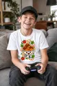 Koszulka ze spaghetti dla chłopca biała bajkowa scenka z pomidorkiem, zdjęcie 5