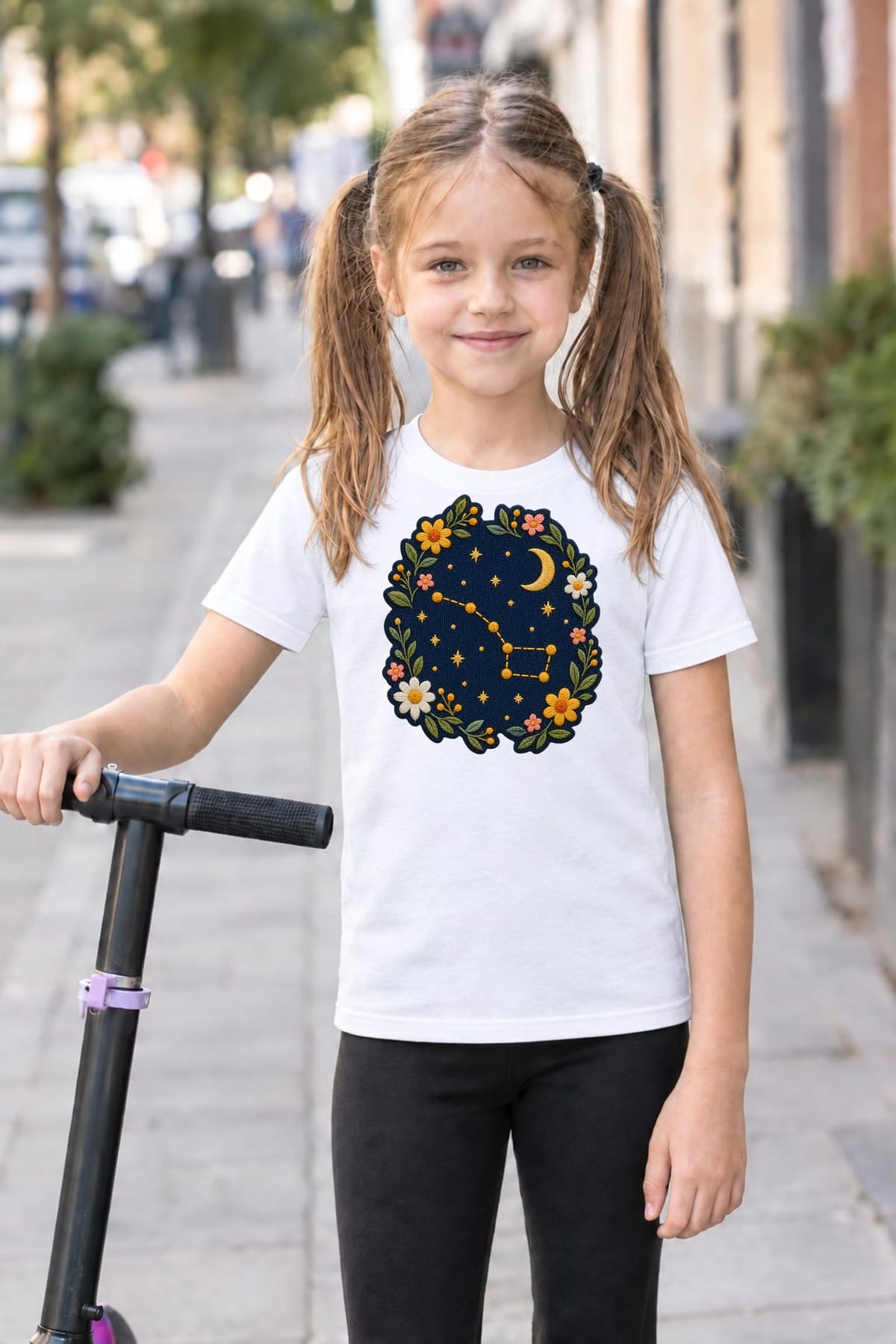 Koszulka z gwiazdozbiorem haftowana dla dziewczynki biała haft, zdjęcie 6