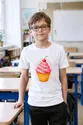 Koszulka z muffinką dla chłopca biała z kolorowych kropek, zdjęcie 4