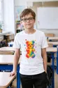 Koszulka z misiem żelkowym w kropki dla chłopca biała z kolorowych kropek, zdjęcie 3