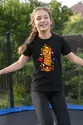 Koszulka z naleśnikami dla dziewczynki czarna wesoła bajkowa scena, zdjęcie 5