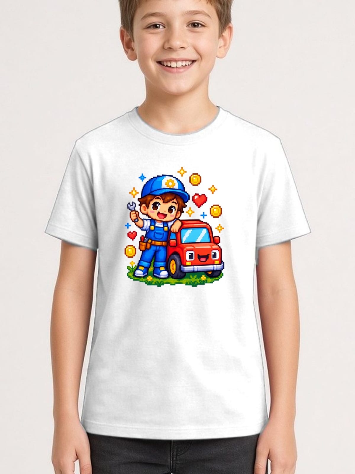 Koszulka z mechanikiem pixel art dla chłopca biała styl pixel art, zdjęcie 1
