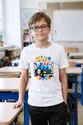 Koszulka z radiowozem dla chłopca biała geometryczny styl, zdjęcie 3