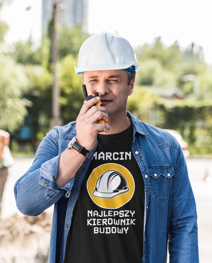 Koszulka męska Najlepszy kierownik budowy TWOJE IMIĘ czarna, zdjęcie 5