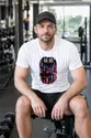 Koszulka męska biała z samochodem Nissan GTR cyberpunk prezent, zdjęcie 7