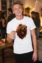 Koszulka męska biała z niedźwiedziem grizzly ognisty nadruk, zdjęcie 7