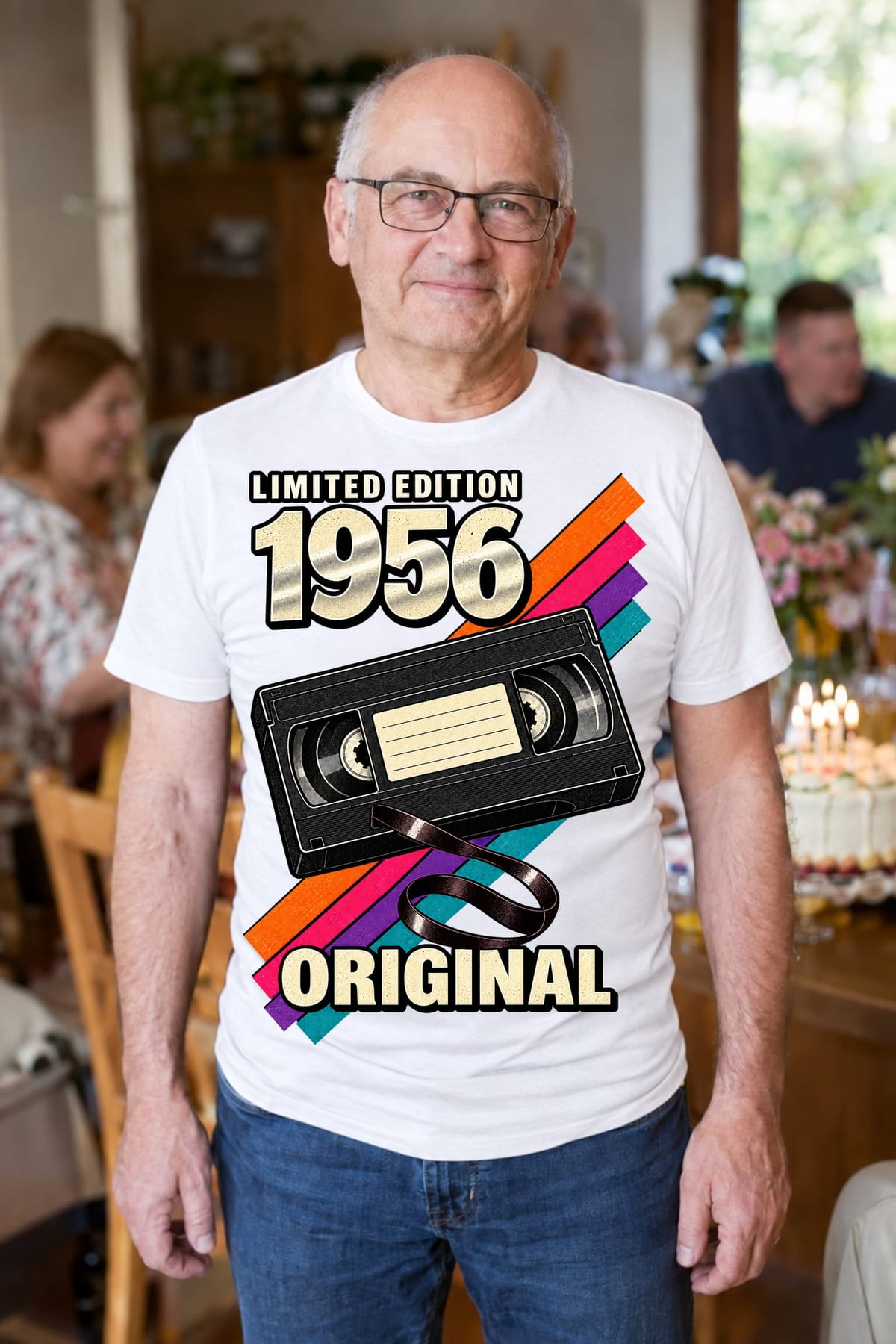 Koszulka męska biała na 70 urodziny rocznik 1956 kaseta VHS prezent, zdjęcie 3