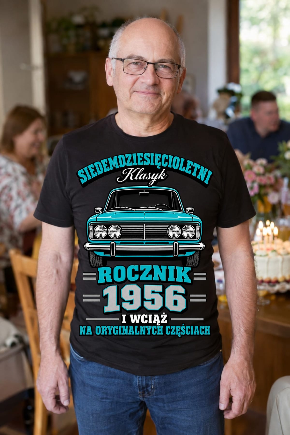 Czarna wersja tej koszulki