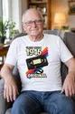 Koszulka męska biała na 80 urodziny rocznik 1946 kaseta VHS prezent, zdjęcie 4