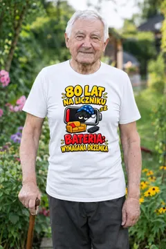 Koszulka męska biała na 80 urodziny bateria wymagana drzemka prezent