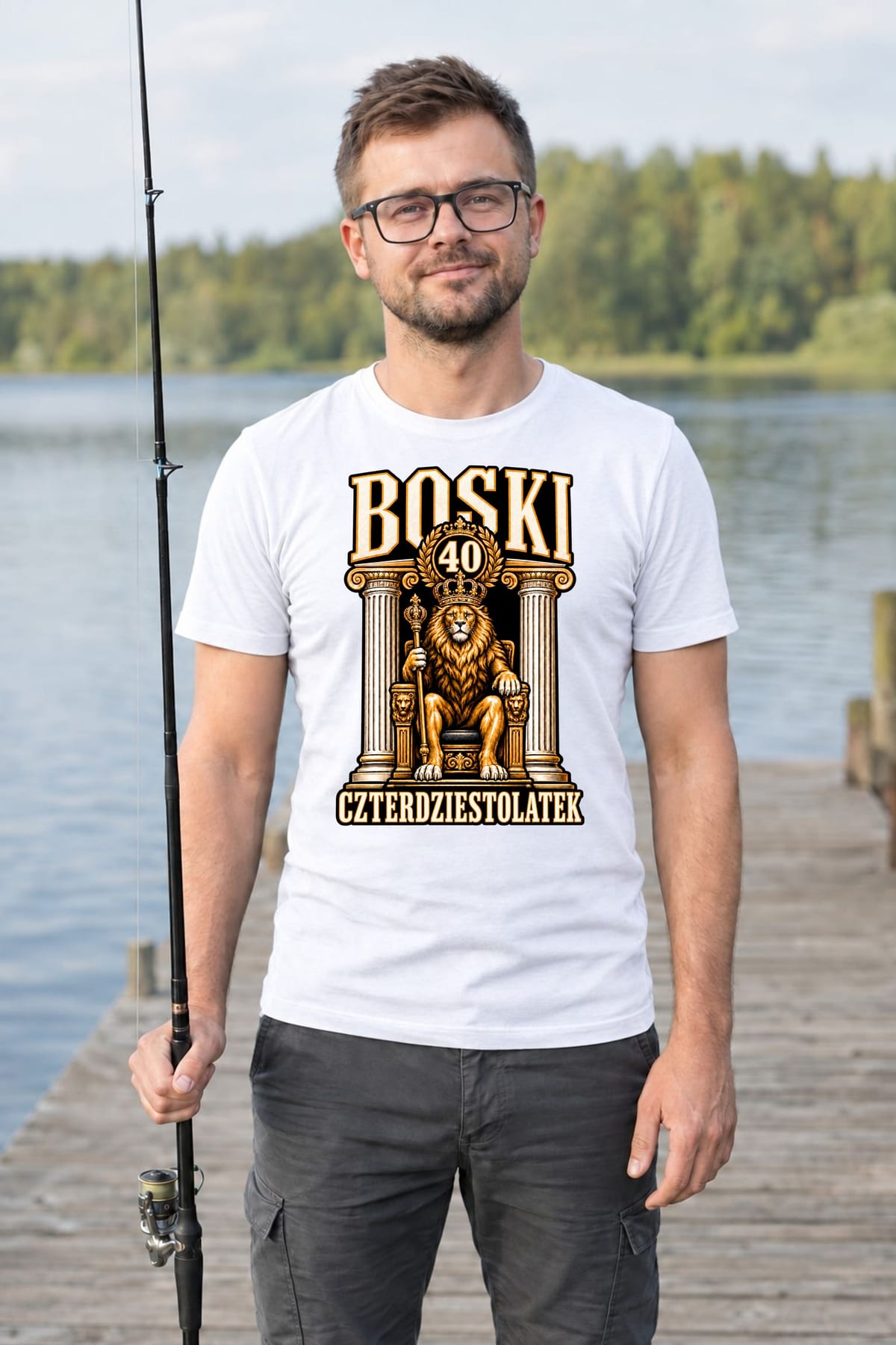Koszulka męska biała na 40 urodziny boski czterdziestolatek lew prezent, zdjęcie 8
