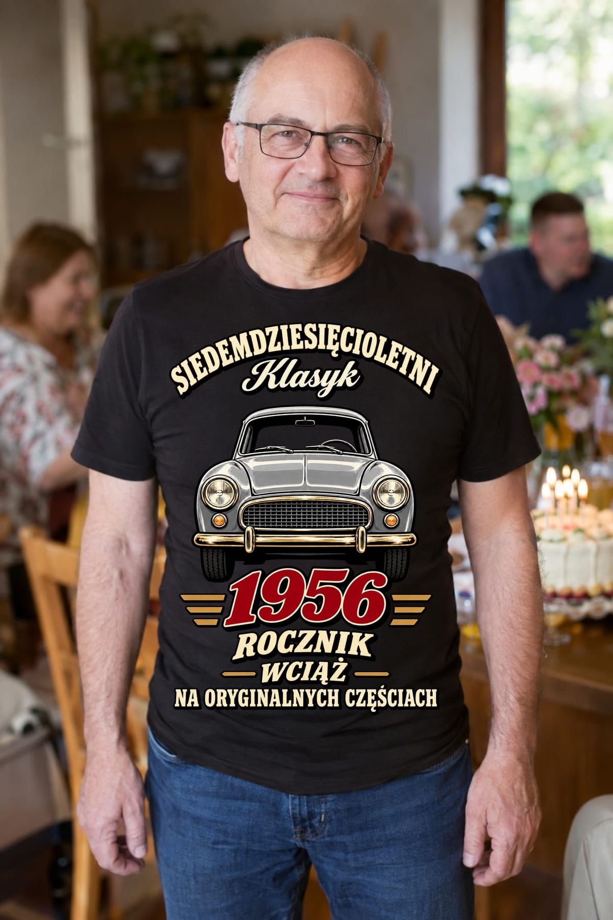 Czarna wersja tej koszulki