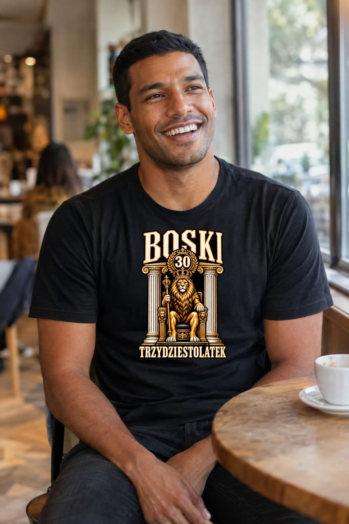 Czarna wersja tej koszulki