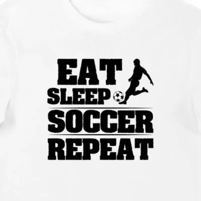 Koszulka męska dla piłkarza z napisem "Eat, sleep, soccer, repeat" biała