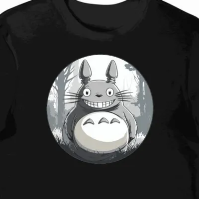 Koszulka męska czarna z motywem Totoro uśmiech
