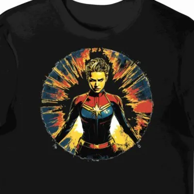 Koszulka męska czarna z nadrukiem energii Captain Marvel