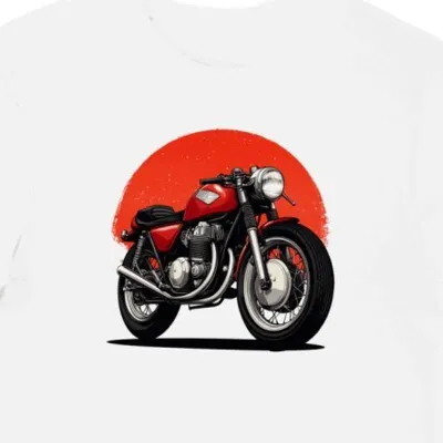 Koszulka męska biała z motorem Honda CB750 w akcji