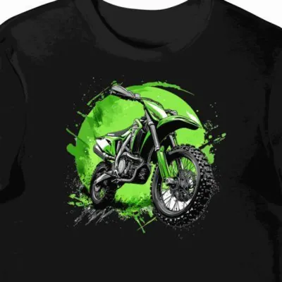 Koszulka męska czarna z motocyklową pasją w terenach