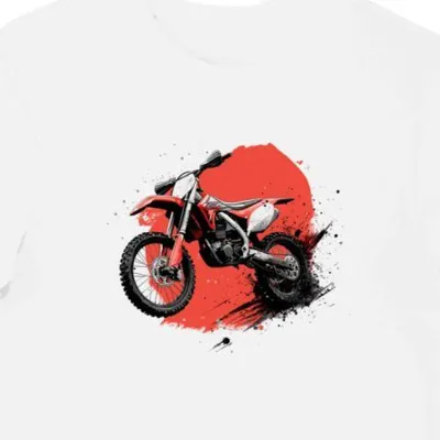 Koszulka męska biała Wyścigowa Z Żywiołowym Motywem Motocyklowym