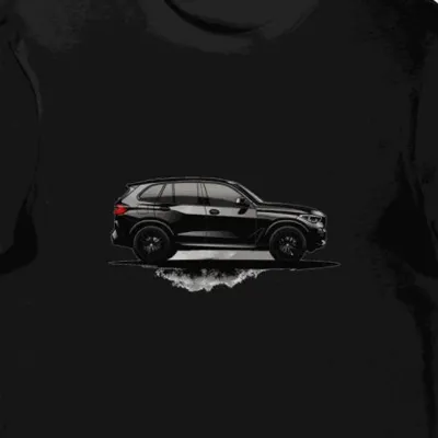 Koszulka męska czarna z motywem eleganckiego SUV-a w cieniu