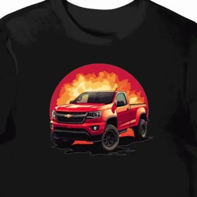 Stylowa koszulka męska czarna z motywem futurystycznego Chevroleta