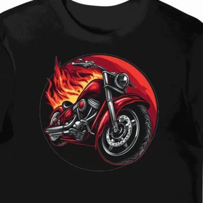Koszulka męska czarna z dynamicznym emblematem motocyklowym