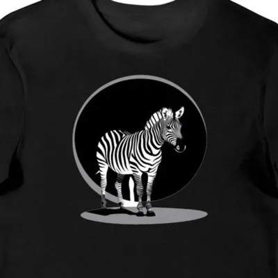 Koszulka męska czarna z motywem zebra w czarno-białe pasy