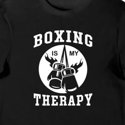 Koszulka męska dla boksera z napisem "boxing is my therapy" czarna